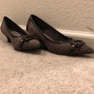 My shoes on or use them once excellent condition